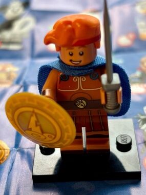 LEGO Disney Series 2 "Hercules" coldis2-14 with stand, pamphlet and accessories.